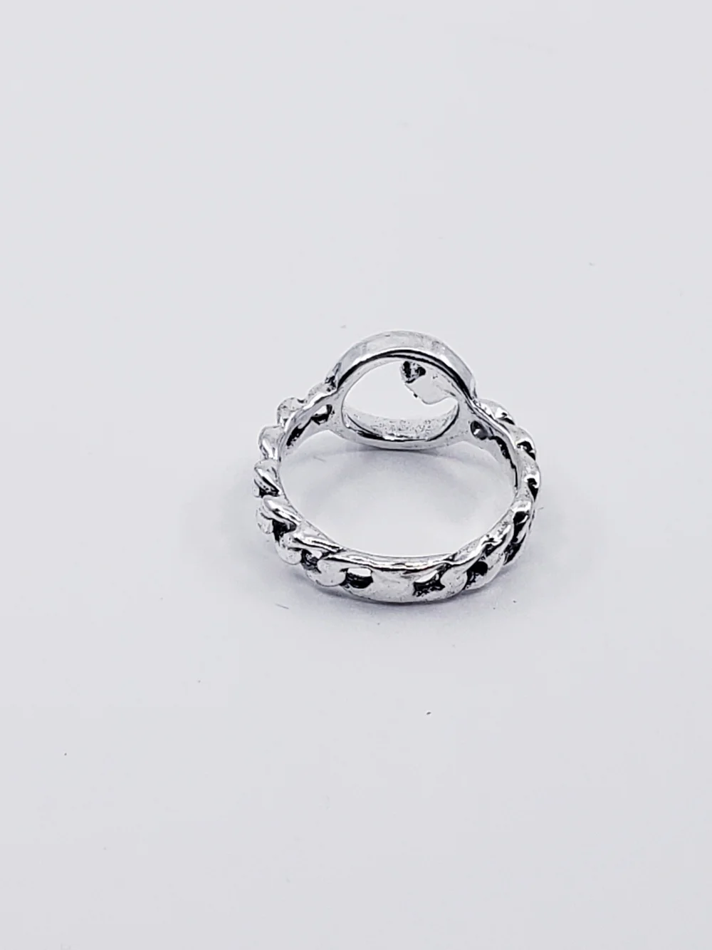 Silver Tone Open Circle Ring with Tiny Clear Rhine Stone Sz 6